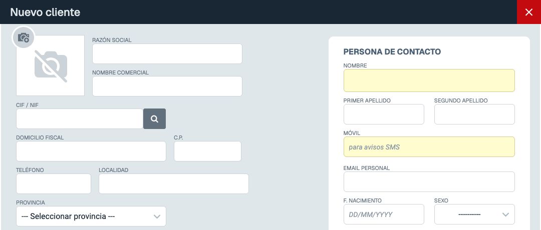 Formulario Nuevo cliente del TPV con Razón social, Nombre, Primer apellido y Móvil visibles